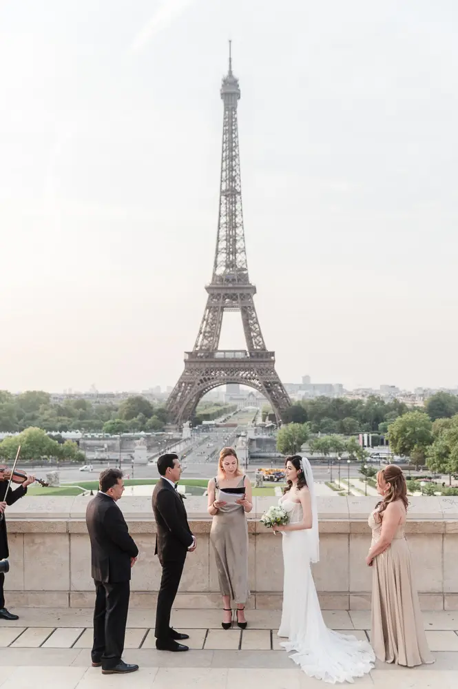 The couple and family at a Public Location in Paris, trocadero
