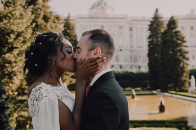 Elope in Europe with a 12 steps wedding ceremony
