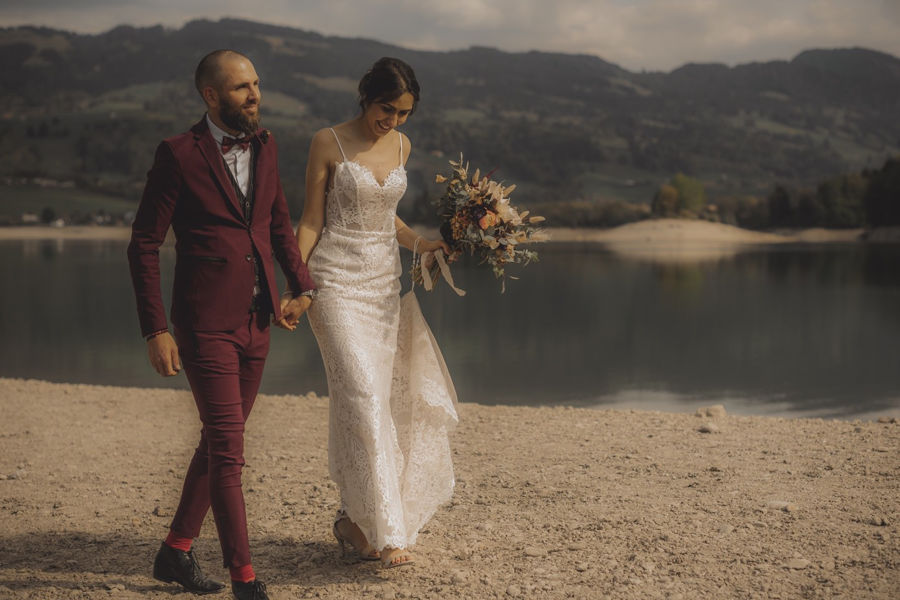 fairytale-switzerland-elopement-magical-ceremony-near-a-lake