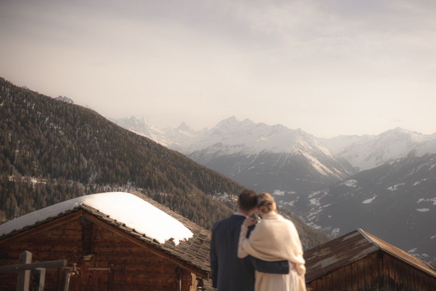 whimsical-wedding-with-snow-in-the-alps-switzerland