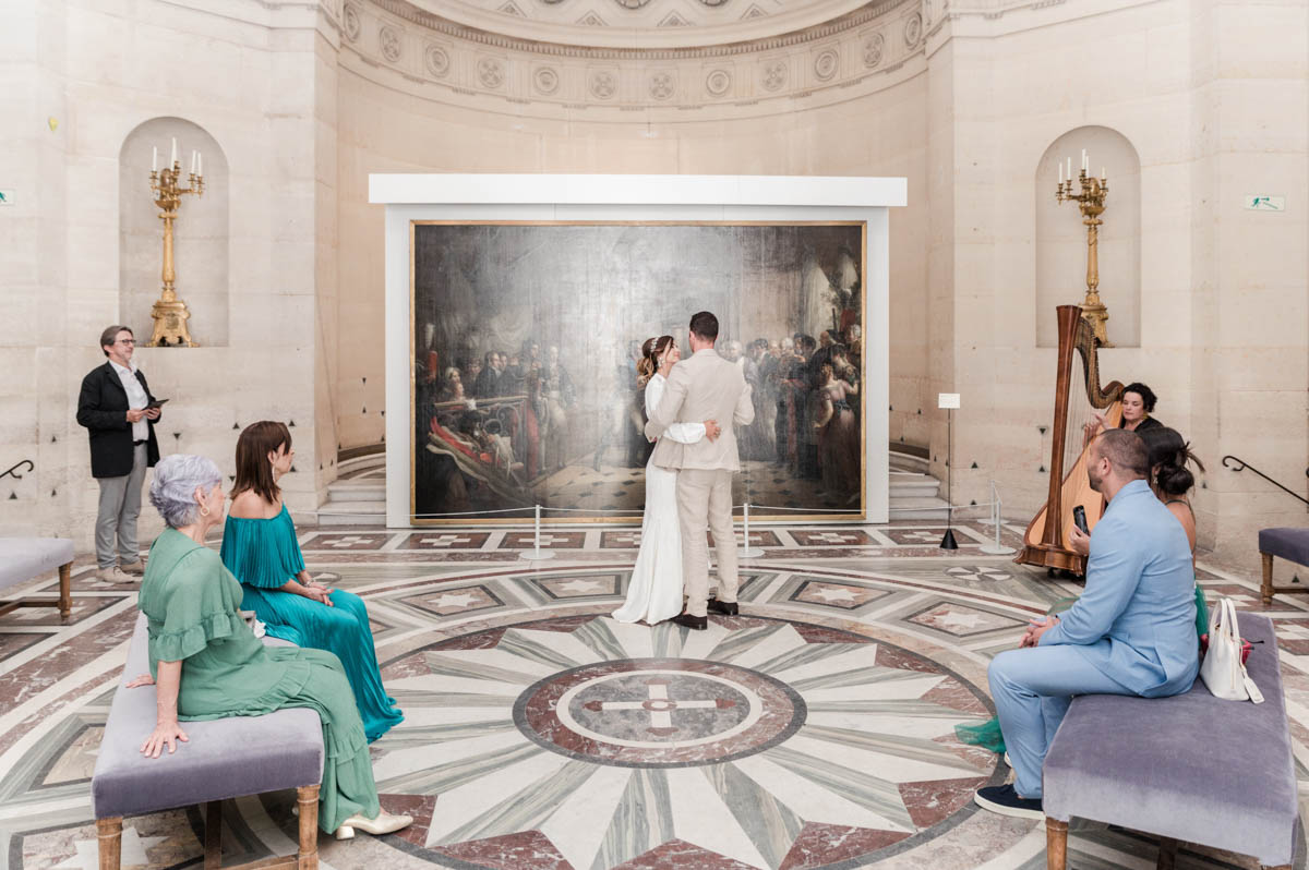 a kind of first dance in the chapelle expiatoire