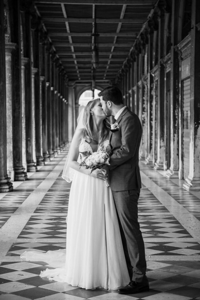 014-elopement in venice-111