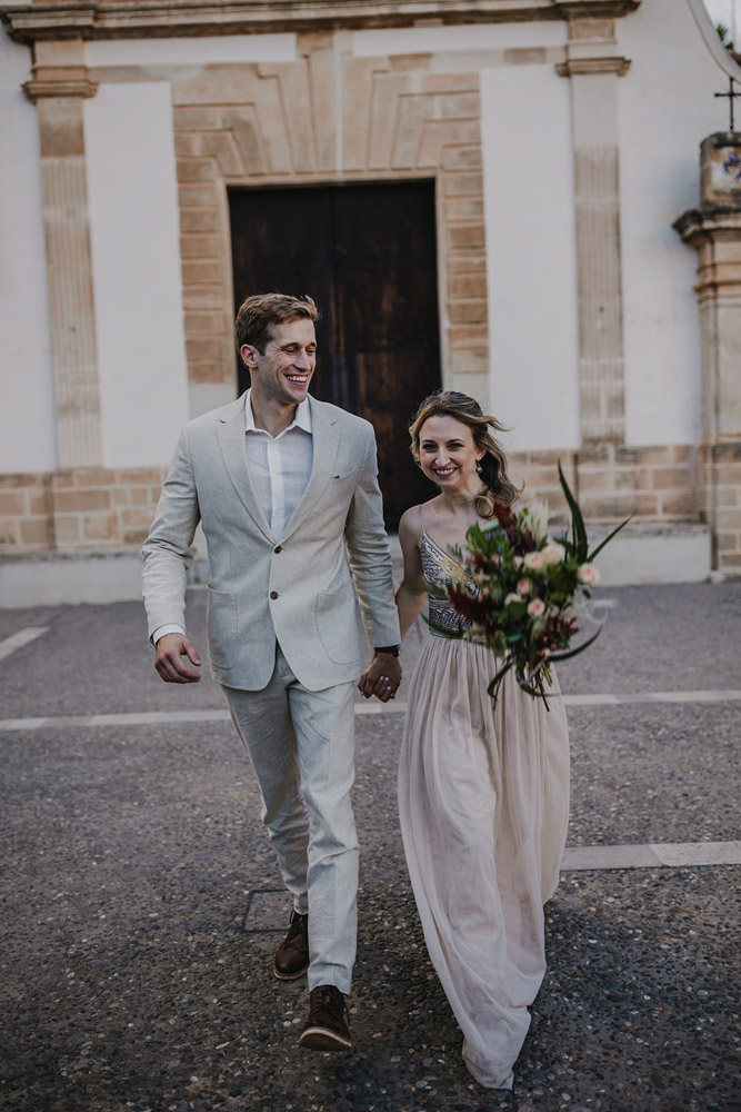 imagine the music with the couple walking out the city hall of Mallorca