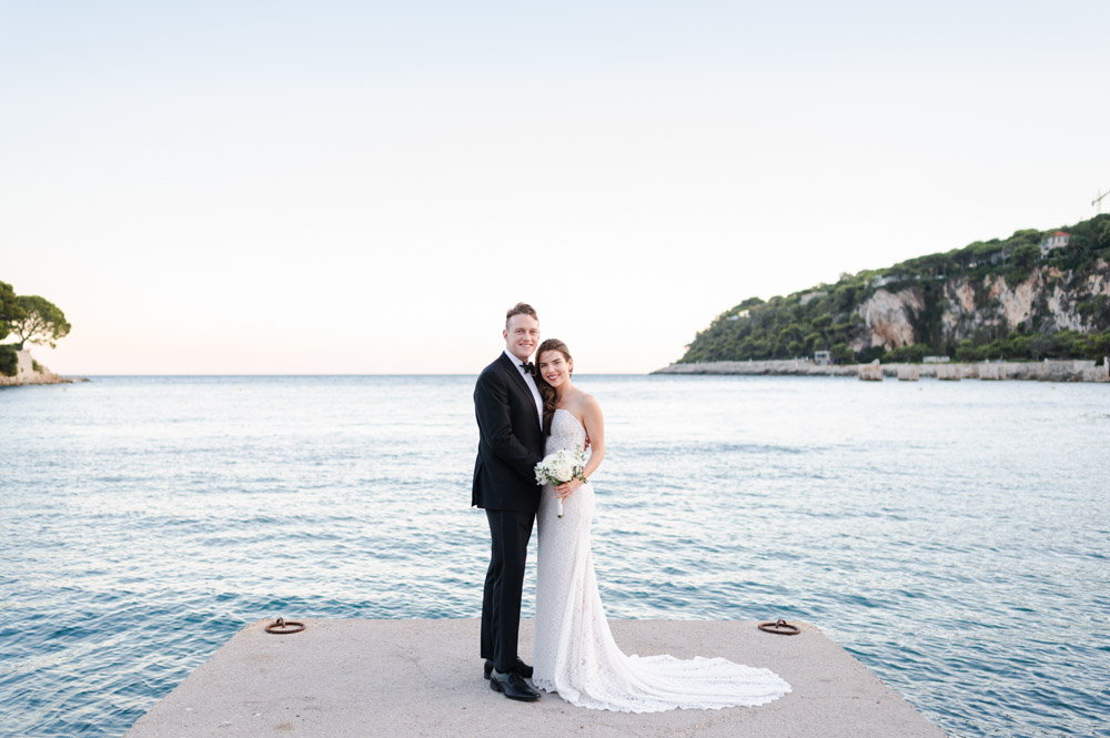 The beautiful bay area of Cannes for a couple photoshoot at sunset