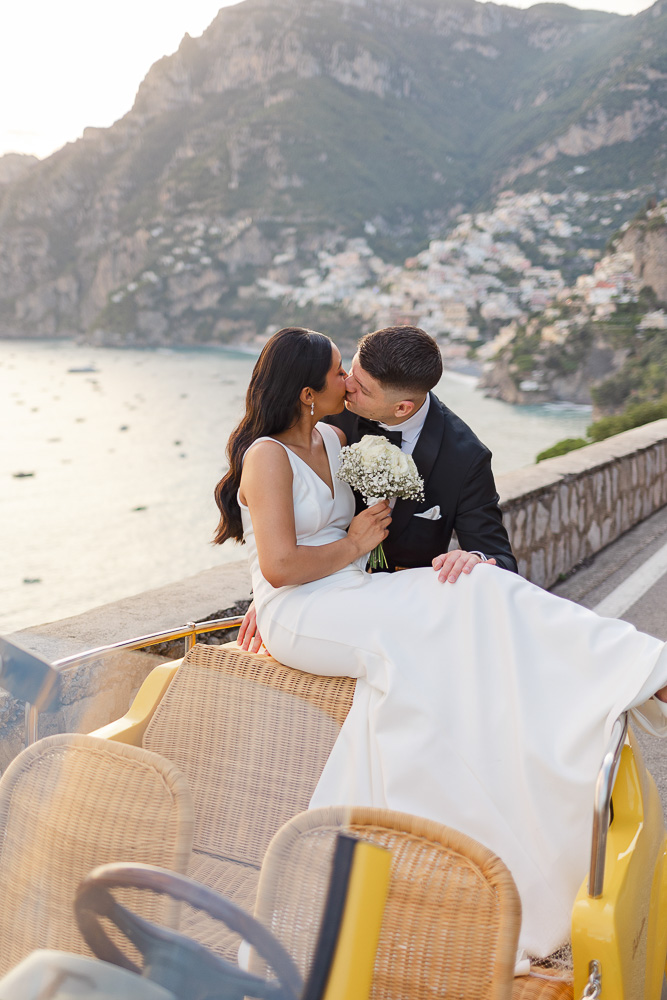Another view of the same kiss in the car