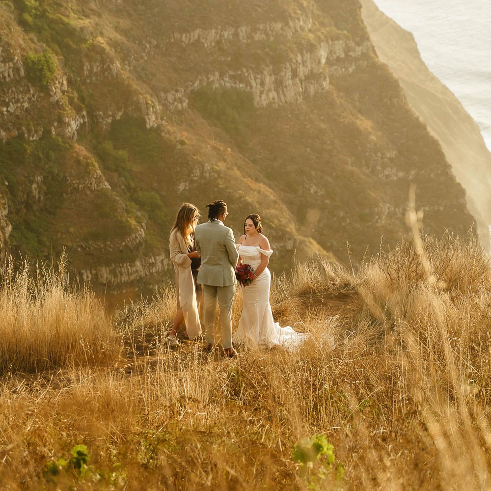 Elopement at Ilhéu da Ribeira da Janela, Madeira, Portugal – 003 ceremony on the cliff at Ilhéu da Ribeira da Janela