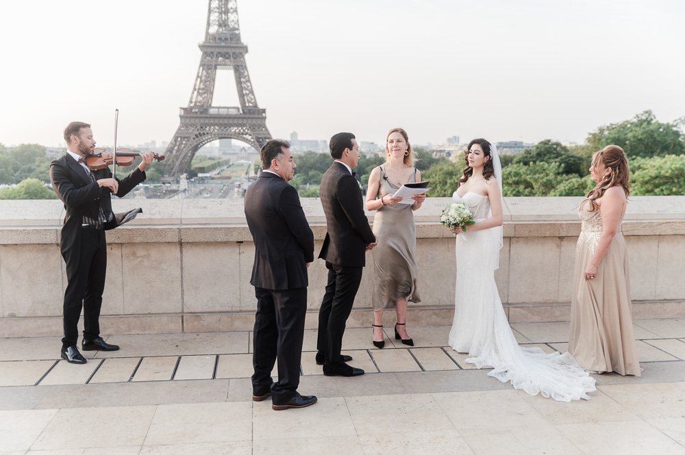 The famous public location in front of the eiffel tower at Trocadero spot in Paris