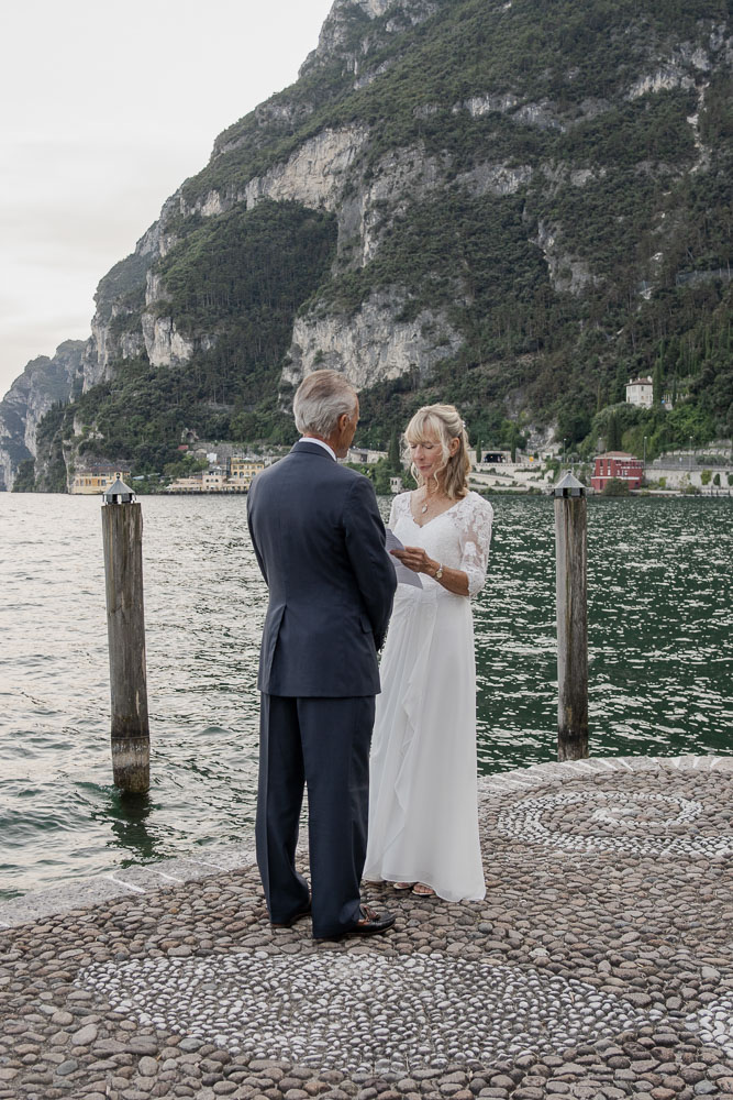 Vows renewal in lake Garda – 0013