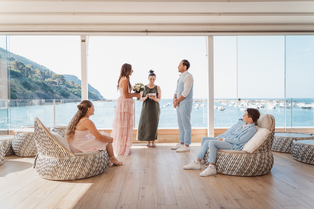 vow renewal in cinque terre – 004